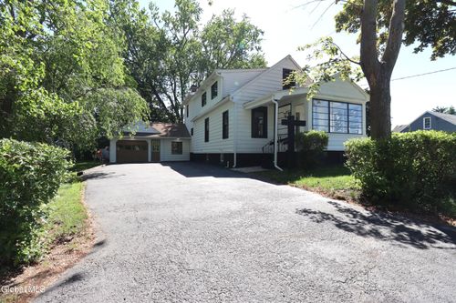 1928 Greenpoint Ave, Schenectady, NY, 12303-4027 | Card Image