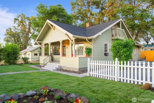 26 Daisy St S, Soap Lake, WA, 98851-9132 | Card Image