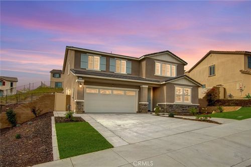 11658 Arch Hill Dr, Corona, CA, 92883-1679 | Card Image