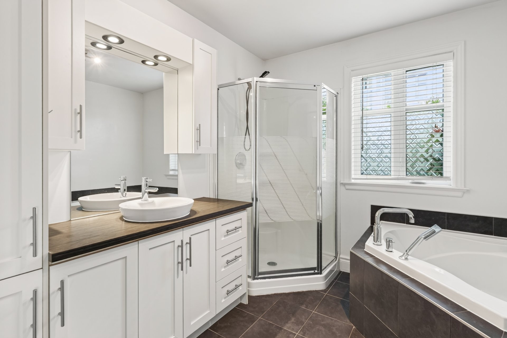 Residential Lease in Québec (La Haute-Saint-Charles) 4