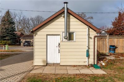 929 Huron Terr, House other with 3 bedrooms, 1 bathrooms and 8 parking in Kincardine ON | Image 3