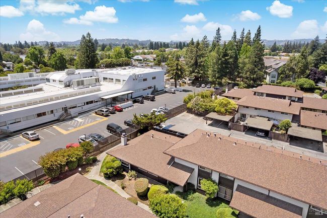 3403 Willis Dr, Condo with 3 bedrooms, 2 bathrooms and 1 parking in Napa CA | Image 46