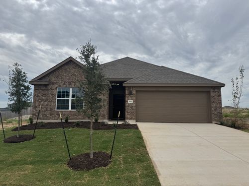 105 Old Silver Dr, Jarrell, TX, 76537-2235 | Card Image