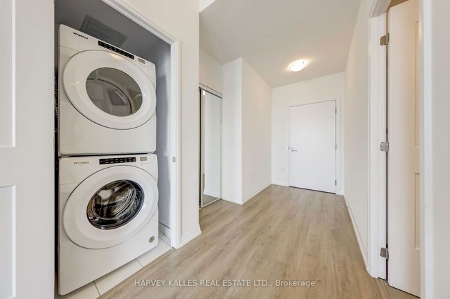 LPH05 - 25 Holly St, Condo with 2 bedrooms, 3 bathrooms and null parking in Toronto ON | Image 20