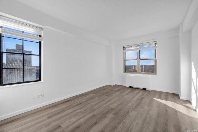 Bedroom | Image 14