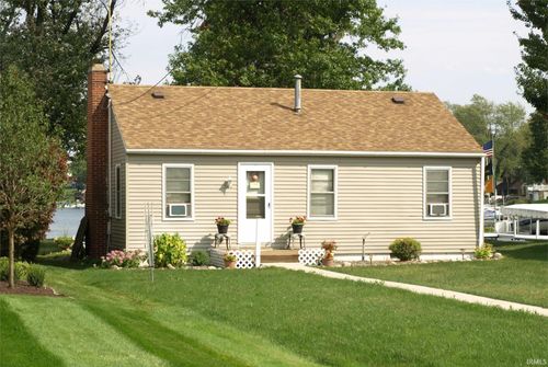 9760 N Bayshore Dr, Syracuse, IN, 46567-7587 | Card Image