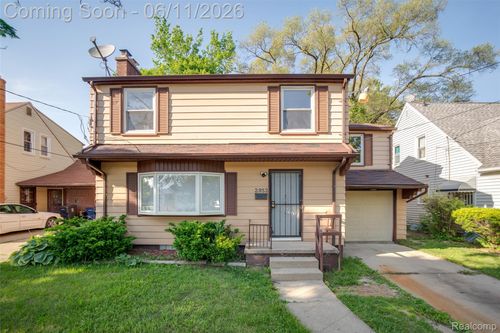 2952 Clement St, Flint, MI, 48504-3042 | Card Image
