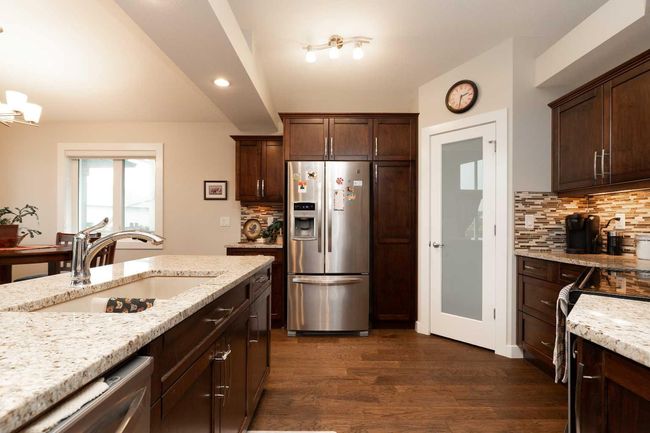 342 Sixmile Ridge S, House other with 4 bedrooms, 3 bathrooms and 4 parking in Lethbridge AB | Image 15