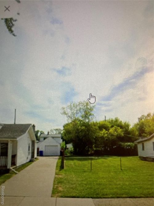 6808 Studebaker Ave, Warren, MI, 48091-4977 | Card Image