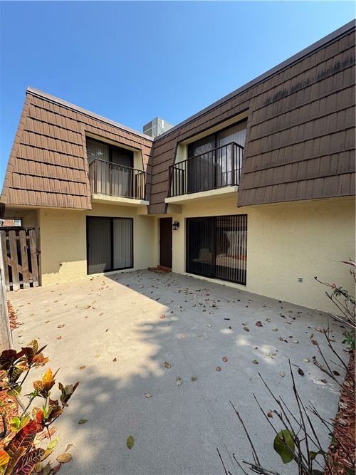 d-1166 6th Avenue, Vero Beach, FL, 32960 | Card Image