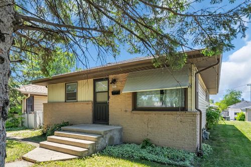 4941 N Sherman Boulevard, Milwaukee, WI, 53209 | Card Image