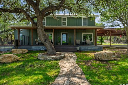 unit-b-119 B Mountain Top Trl, Boerne, TX, 78006-8305 | Card Image
