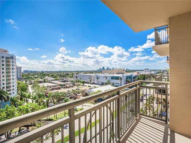 South West View of Fort Lauderdale and Galleria Mall | Image 9