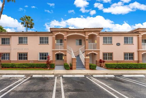 102-2721 Se 12th Pl, Homestead, FL, 33035-2327 | Card Image