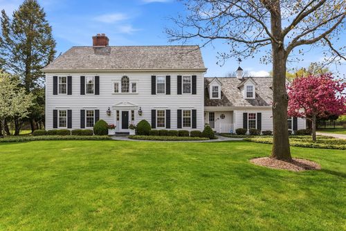 10539 N Haddonstone Place, Mequon, WI, 53092 | Card Image