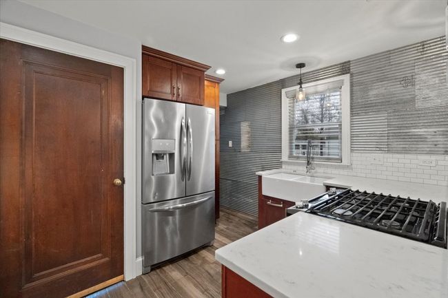 304 W Keith Ave, House other with 4 bedrooms, 2 bathrooms and 2 parking in Waukegan IL | Image 6