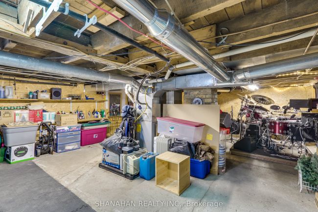 5338 Nauvoo Rd, House other with 3 bedrooms, 2 bathrooms and 3 parking in Warwick ON | Image 19