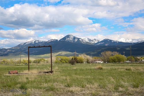NHN Sun Ave, Livingston, MT, 59047 | Card Image
