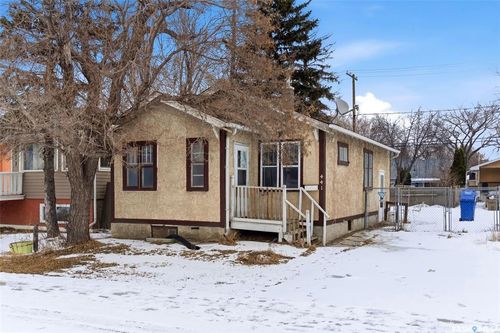 441 Pasqua Street, Regina, SK, S4R4M8 | Card Image
