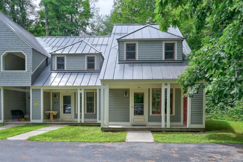 88-124 Old Bartlett Rd, North Conway, NH, 03860-5380 | Card Image