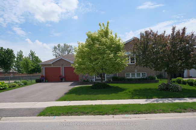 19 Whitfield Cres, House other with 3 bedrooms, 2 bathrooms and 4 parking in Elmvale ON | Image 8