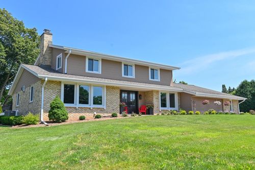 2380 Whippletree Lane, BROOKFIELD, WI, 53045 | Card Image