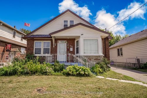 bsmt-195 Park Rd S, Oshawa, ON, L1J4H1 | Card Image