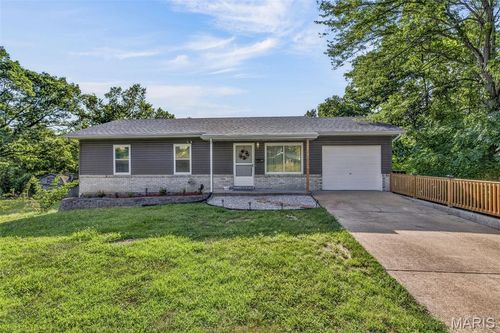 1100 S 5th St, De Soto, MO, 63020-2520 | Card Image