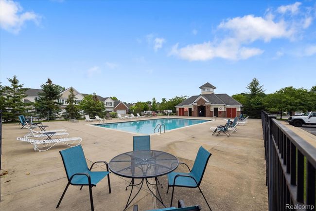 Enjoy the Quiet Community Pool | Image 15