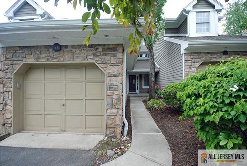 61 Briarwood Ct, Princeton, NJ, 08540-9402 | Card Image