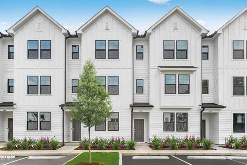 2304 Oakwood Meadows Ct, Raleigh, NC, 27604-4617 | Card Image