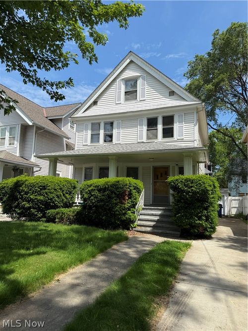 9409 Kempton Ave, Cleveland, OH, 44108-2940 | Card Image