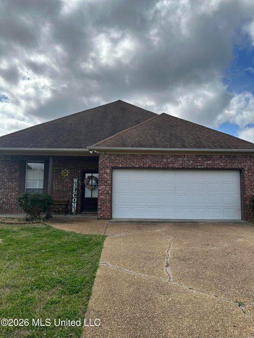 312 E Magnolia Place, Pearl, MS, 39208 | Card Image