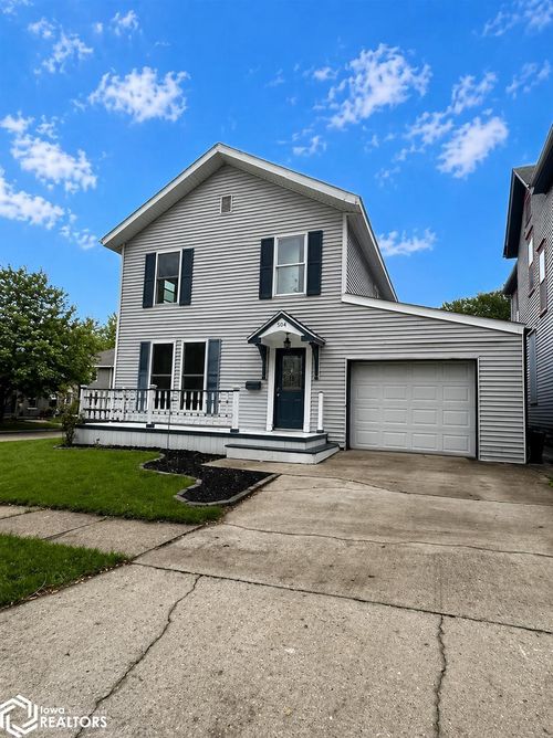 504 4th St, Fort Madison, IA, 52627-3005 | Card Image