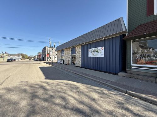 303 Cedar Street, Tigerton, WI, 54486 | Card Image