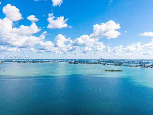 3302-650 Ne 32nd St, Miami, FL, 33137-5261 | Card Image