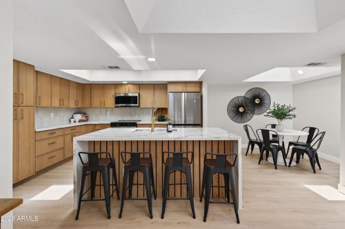 7702 N Via Camello Del Norte, Scottsdale, AZ, 85258-3080 | Card Image