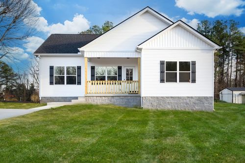 1152 Chestnut Dr, Burns, TN, 37029-6058 | Card Image