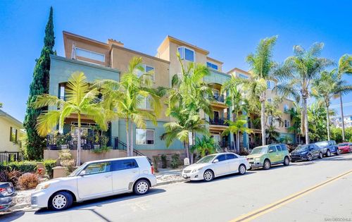 307-3990 Centre, San Diego, CA, 92103 | Card Image
