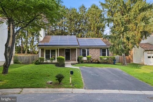 19044 Mcfarlin Dr, GERMANTOWN, MD, 20874-1436 | Card Image