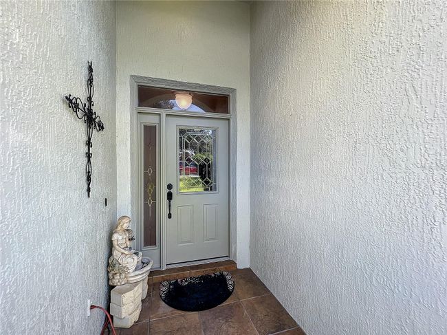 13333 Via Roma Cir, House other with 3 bedrooms, 2 bathrooms and null parking in CLERMONT FL | Image 10