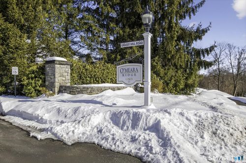 41-41 Grassy Hill Rd, Farmington, CT, 06032-2078 | Card Image