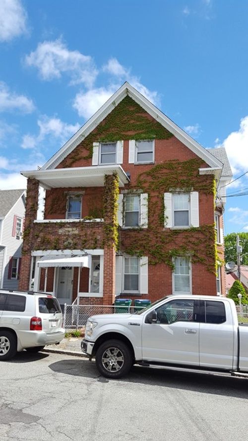 0-1 Dracut Street, Lowell, MA, 01854 | Card Image
