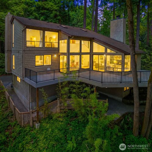 4336 E Mercer Way, Mercer Island, WA, 98040-3826 | Card Image