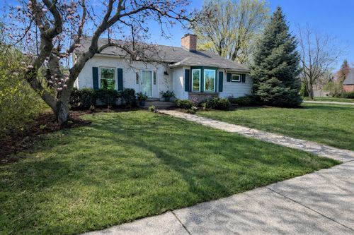 108 Beverly Pl, Munster, IN, 46321-1030 | Card Image