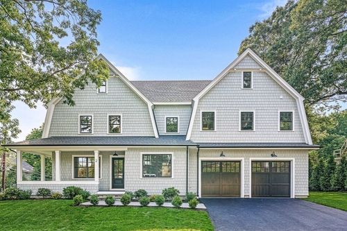 2 Summit Rd, Wellesley, MA, 02482-4640 | Card Image