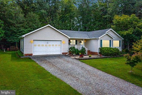 102 Canvasback Ln, Heathsville, VA, 22473-3761 | Card Image