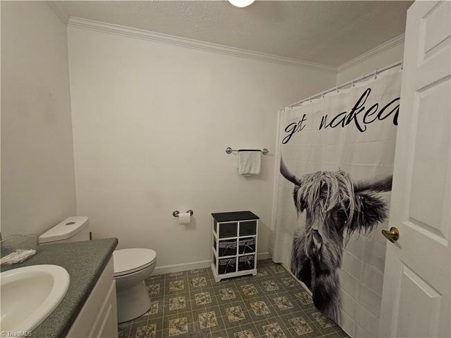 Primary bath | Image 16