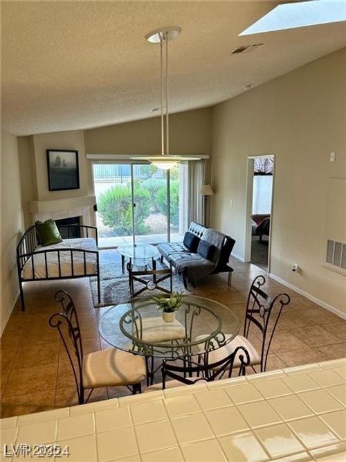 7821 Gable Ln, Las Vegas, NV, 89145-2930 | Card Image