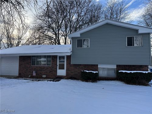 5700 Lear Nagle Road, North Ridgeville, OH, 44039 | Card Image